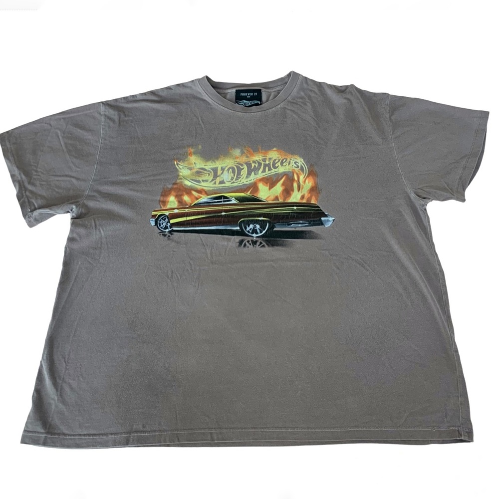 Hot Wheels x Forever 21 Men collab vintage, oversized, large and unisex